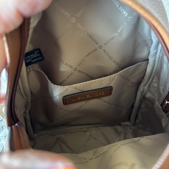 NWOT Michael Kors Maisie Extra-Small Pebbled Leather 2-in-1 Backpack - Picture 6 of 9